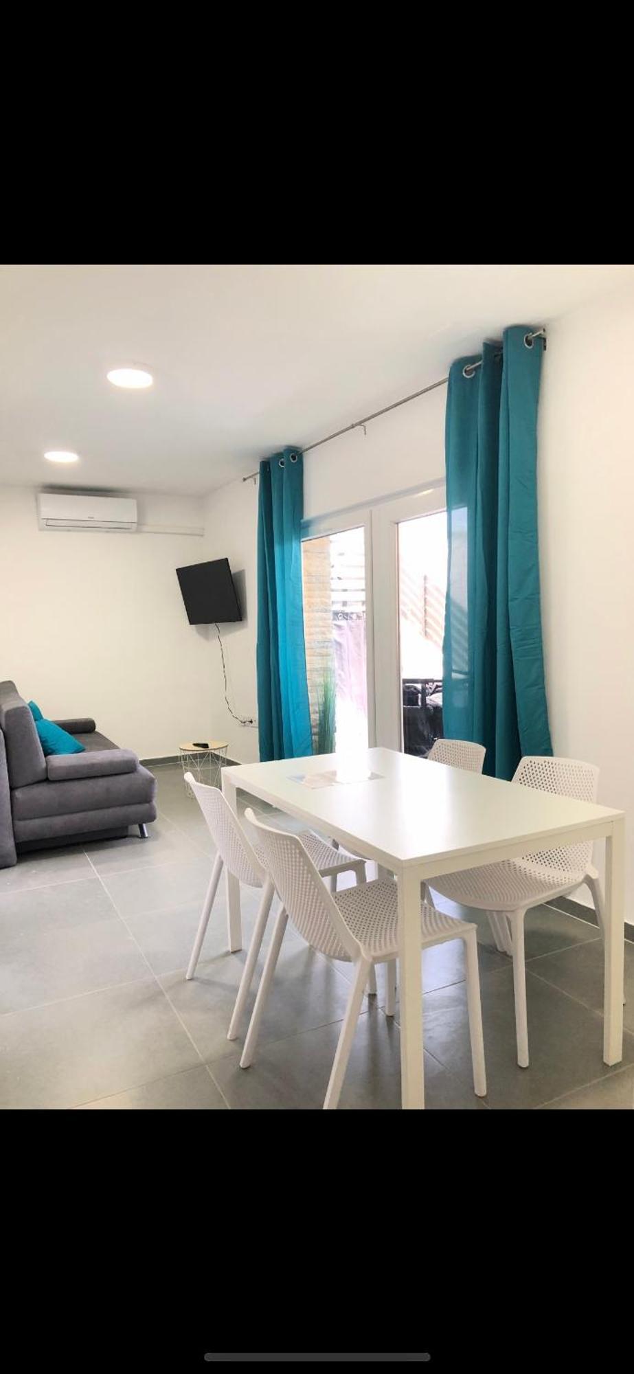Vip Deluxe Apartment Arian โนวาลยา ภายนอก รูปภาพ