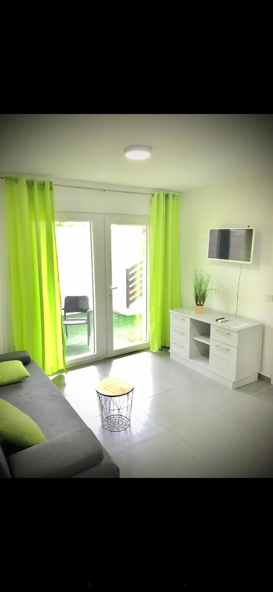 Vip Deluxe Apartment Arian โนวาลยา ภายนอก รูปภาพ